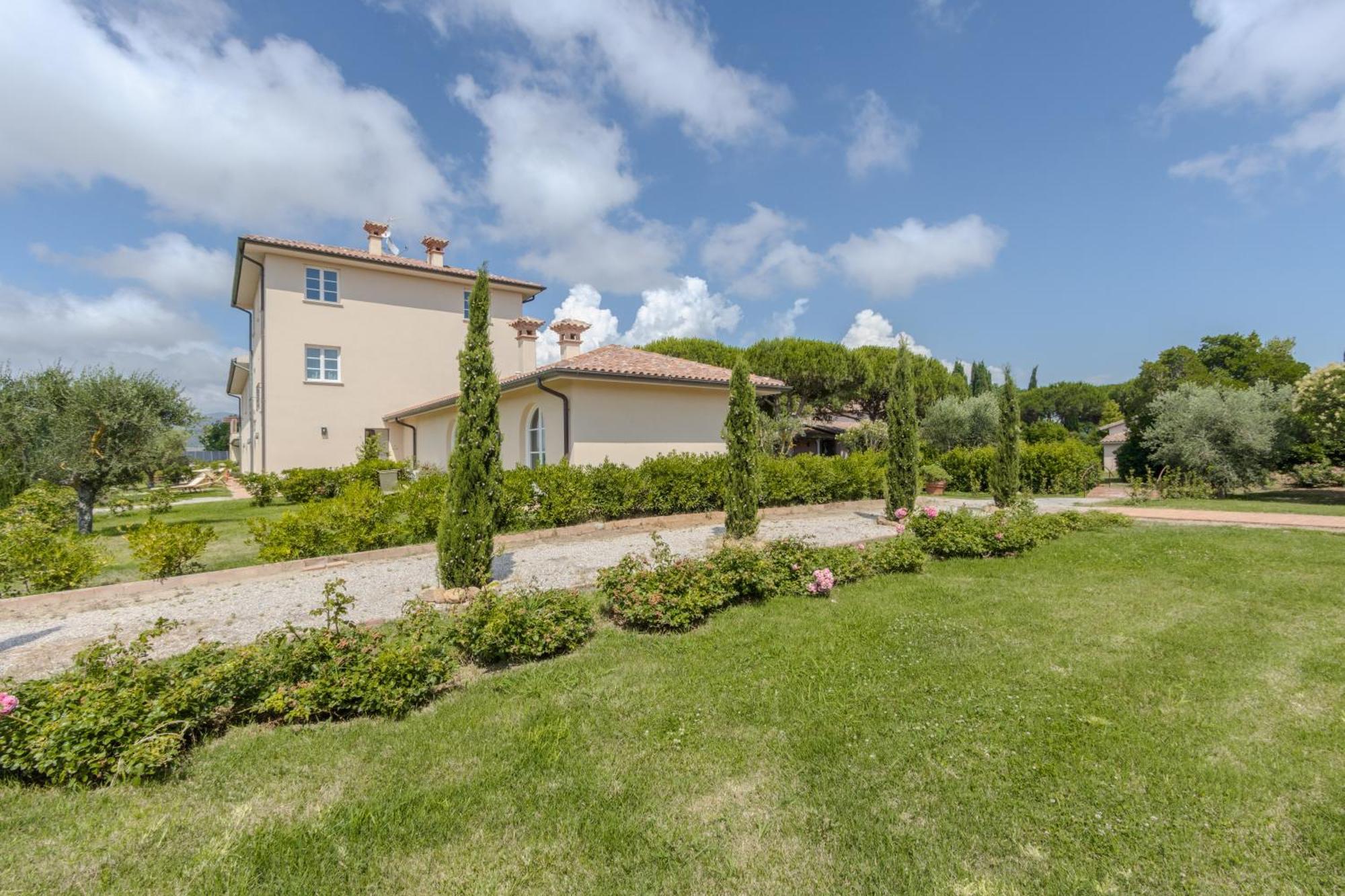 Agriturismo Villa Toscana กัมปีลยา มาริตติมา ภายนอก รูปภาพ
